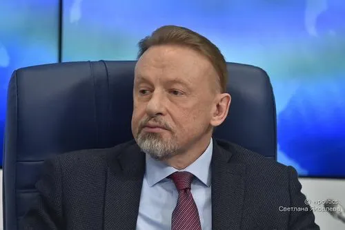 Участник круглого стола в пресс-центре ТАСС
